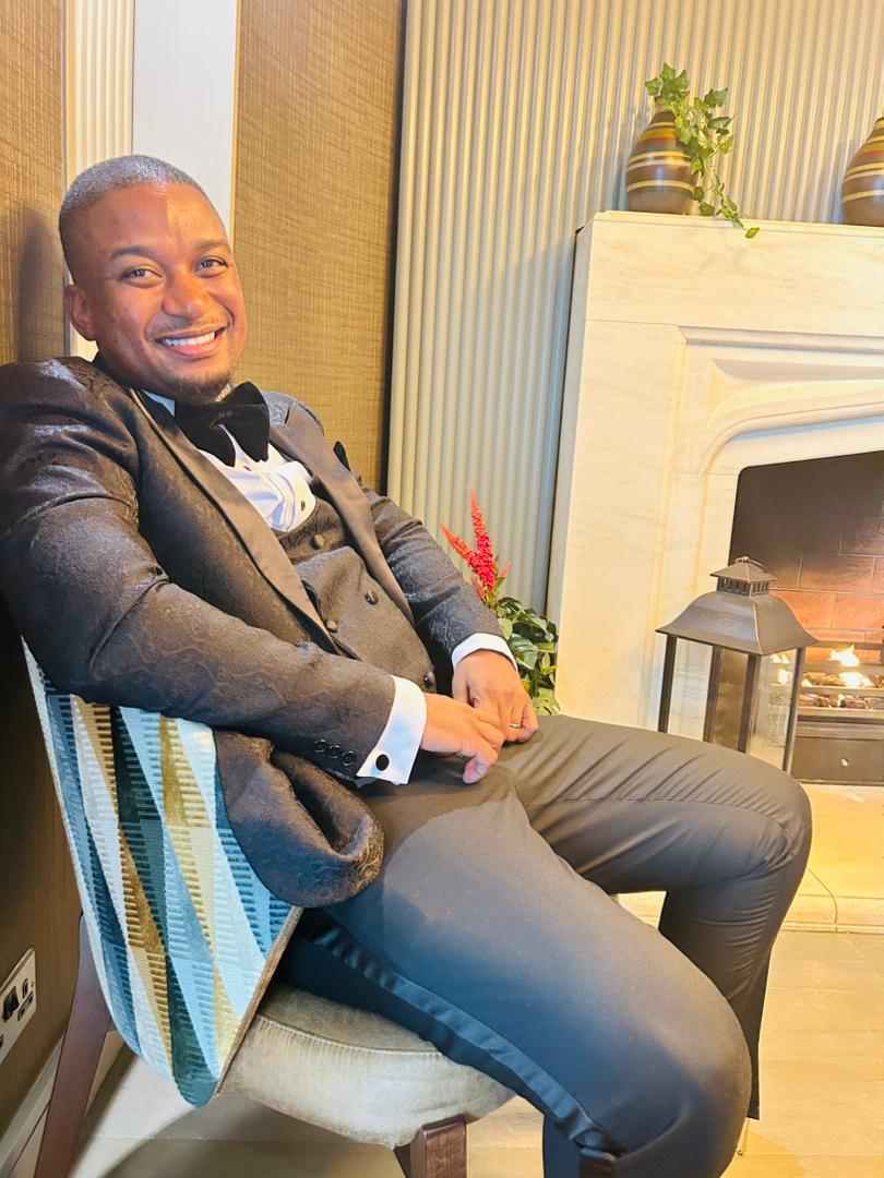 Dr Thabeng Nthebolang